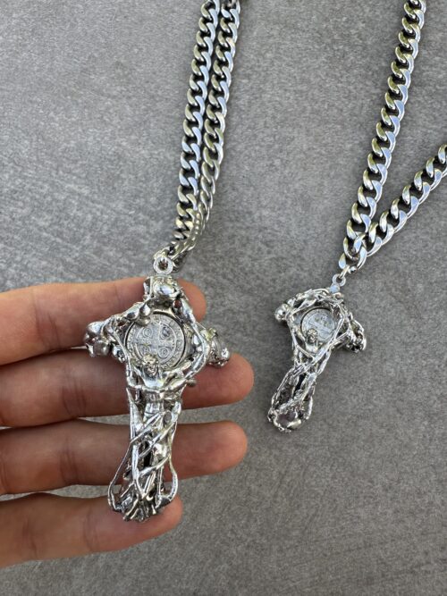 CRUCIFIX NECKLACE